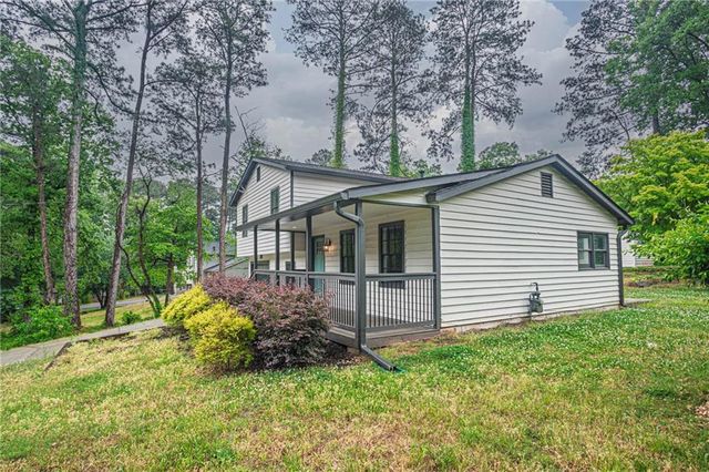 56 Dempsey Drive, Lawrenceville, GA 30044