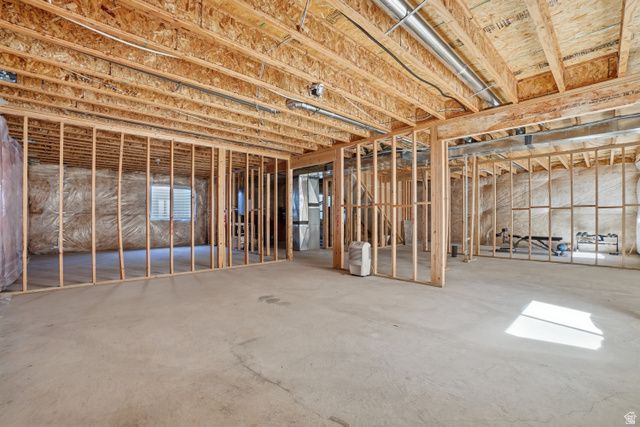 409 N HILL FARMS LN, Kaysville, UT 84037