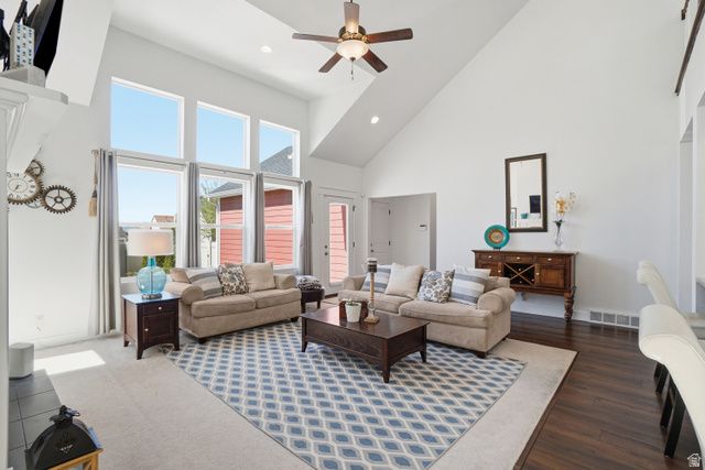 409 N HILL FARMS LN, Kaysville, UT 84037