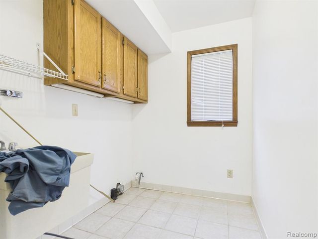 3828 Winding Pine Drive, Metamora, MI 48455