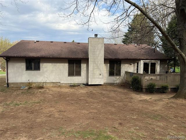 3828 Winding Pine Drive, Metamora, MI 48455