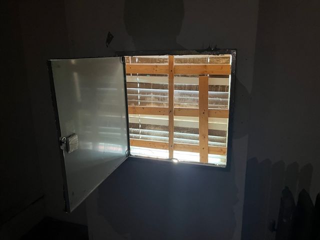 305 Dickinson St, Springfield, MA 01108