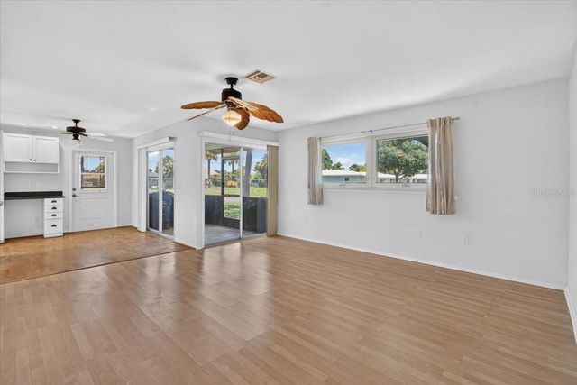 166 CIRCLEWOOD DRIVE 101, Venice, FL 34293