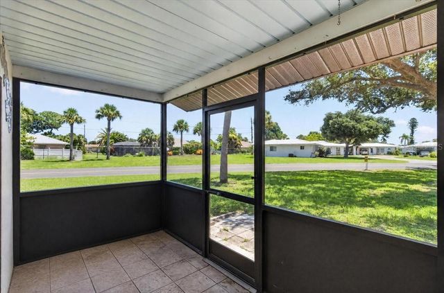 166 CIRCLEWOOD DRIVE 101, Venice, FL 34293