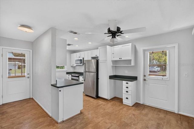 166 CIRCLEWOOD DRIVE 101, Venice, FL 34293