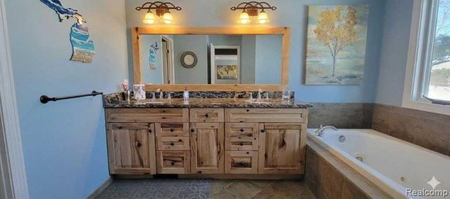 768 Shrewsbury Drive, Clarkston, MI 48348