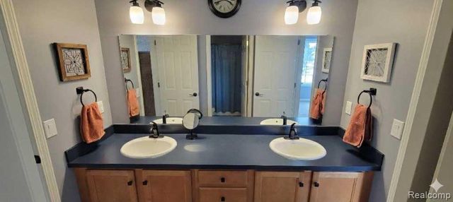 768 Shrewsbury Drive, Clarkston, MI 48348