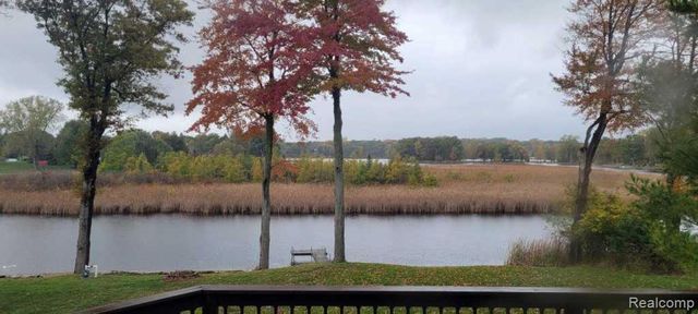 768 Shrewsbury Drive, Clarkston, MI 48348