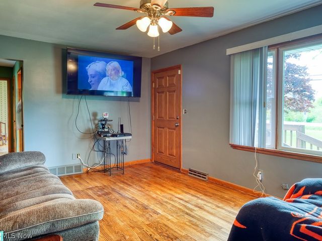 425 W Bath Road, Cuyahoga Falls, OH 44223