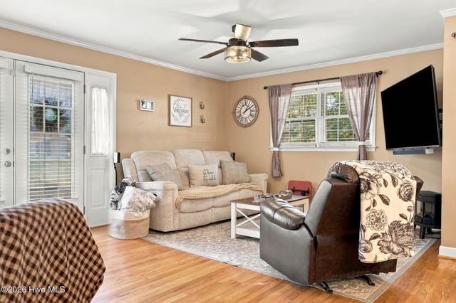 2101 Michelle Drive, Kinston, NC 28504