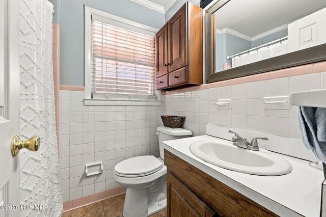 2101 Michelle Drive, Kinston, NC 28504