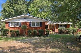 2101 Michelle Drive, Kinston, NC 28504
