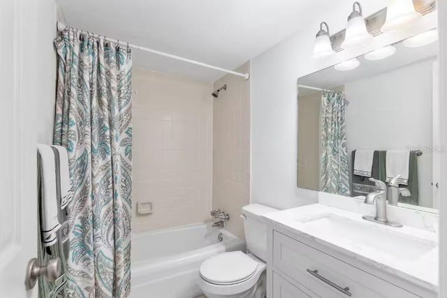 1700 SW 16TH COURT P6, Gainesville, FL 32608