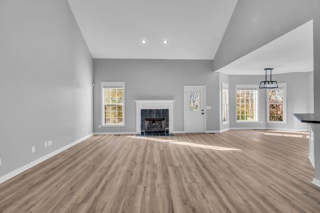 5504 Brookshire Dr, Nashville, TN 37211