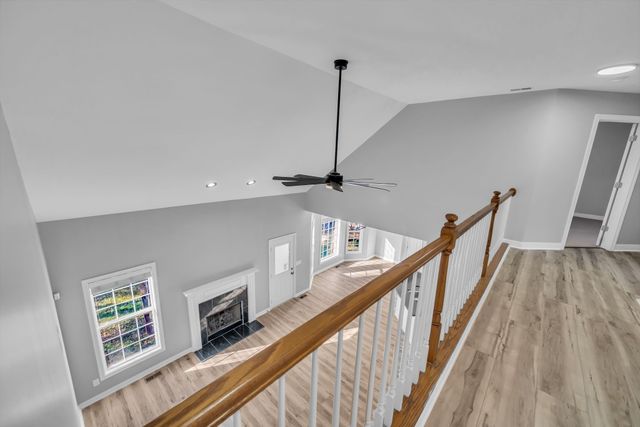 5504 Brookshire Dr, Nashville, TN 37211