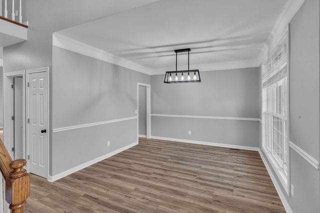 5504 Brookshire Dr, Nashville, TN 37211