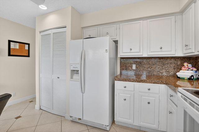 19830 Sawgrass Drive 301, Boca Raton, FL 33434