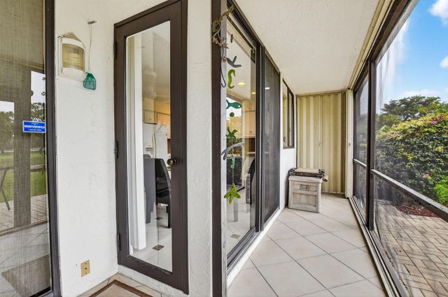 19830 Sawgrass Drive 301, Boca Raton, FL 33434