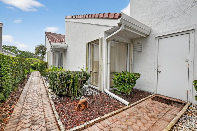 19830 Sawgrass Drive 301, Boca Raton, FL 33434