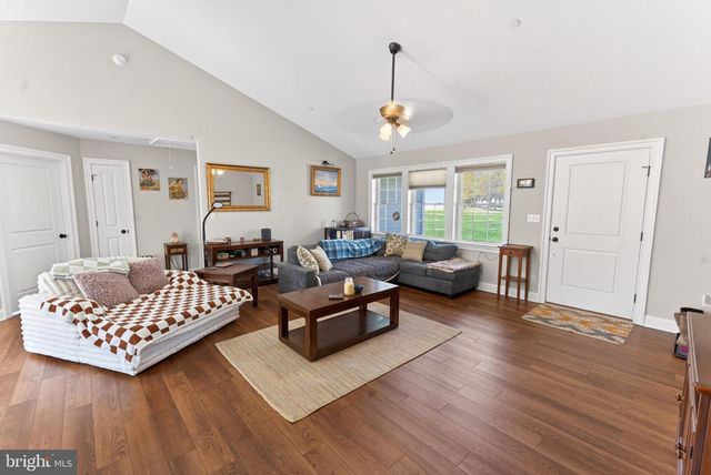 313 EDMONSON LN, East New Market, MD 21631