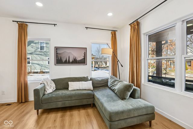 1917 Hoyt Avenue, Indianapolis, IN 46203