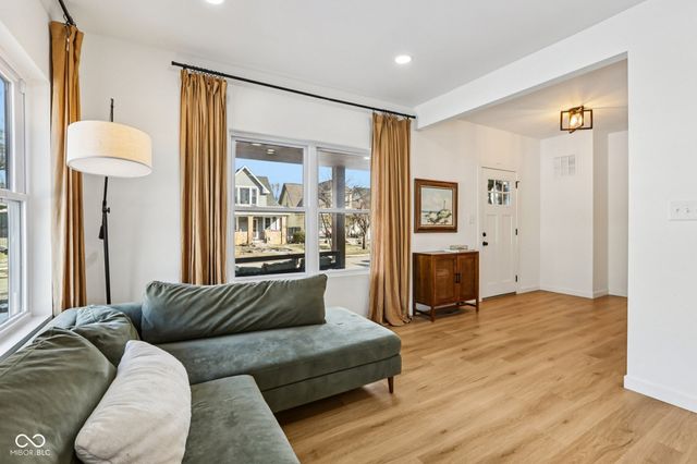 1917 Hoyt Avenue, Indianapolis, IN 46203