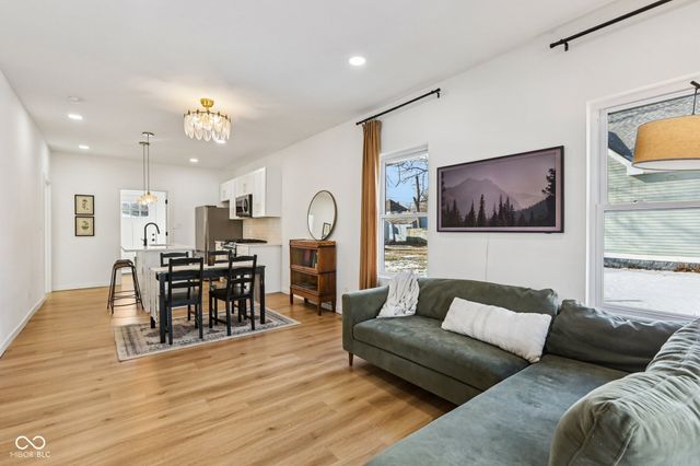 1917 Hoyt Avenue, Indianapolis, IN 46203