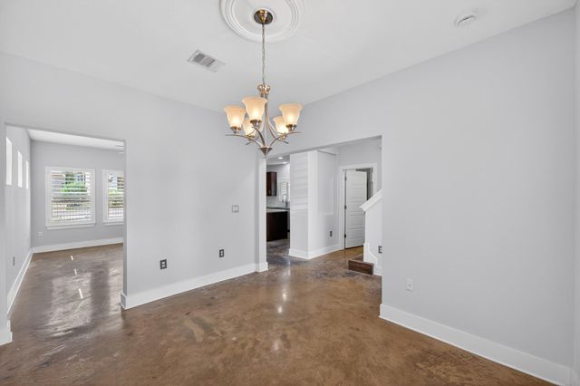 2005 Sager DR 271C, Austin, TX 78741