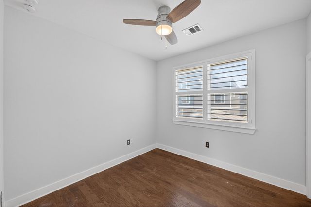 2005 Sager DR 271C, Austin, TX 78741