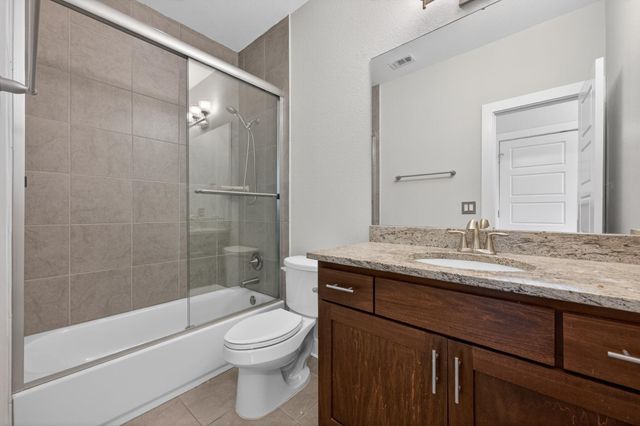 2005 Sager DR 271C, Austin, TX 78741
