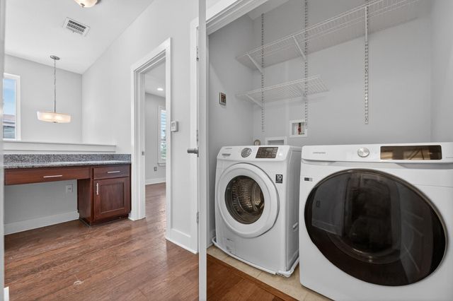 2005 Sager DR 271C, Austin, TX 78741