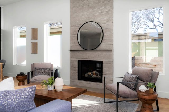 2001 Forest TRL, Austin, TX 78703