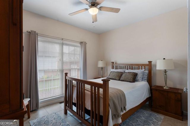 32 Shagbark Drive SW, Cartersville, GA 30120