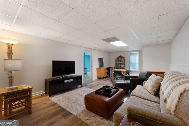 32 Shagbark Drive SW, Cartersville, GA 30120