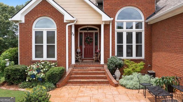 32 Shagbark Drive SW, Cartersville, GA 30120