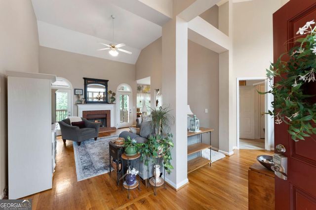 32 Shagbark Drive SW, Cartersville, GA 30120