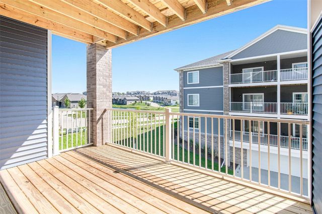 2877 Spring Rose Circle 301, Coralville, IA 52241