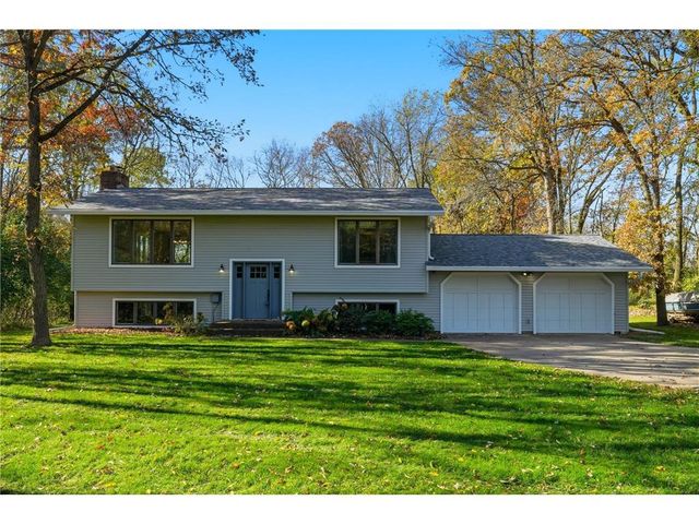 1860 146th Street, New Richmond, WI 54017