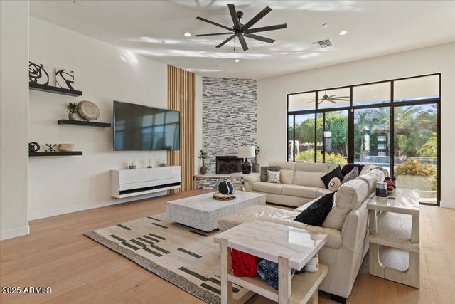 1161 E Birchwood Place, Chandler, AZ 85249