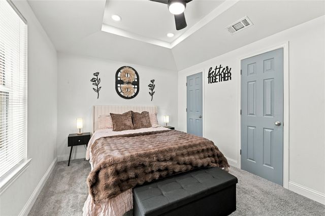 900 N Grand Avenue, Waxahachie, TX 75165