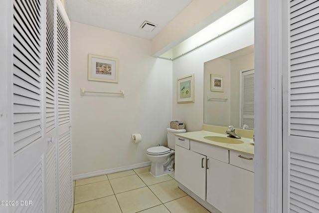 961 S Lakewood Ter Apt C, Port Orange, FL 32127