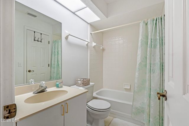 961 S Lakewood Ter Apt C, Port Orange, FL 32127