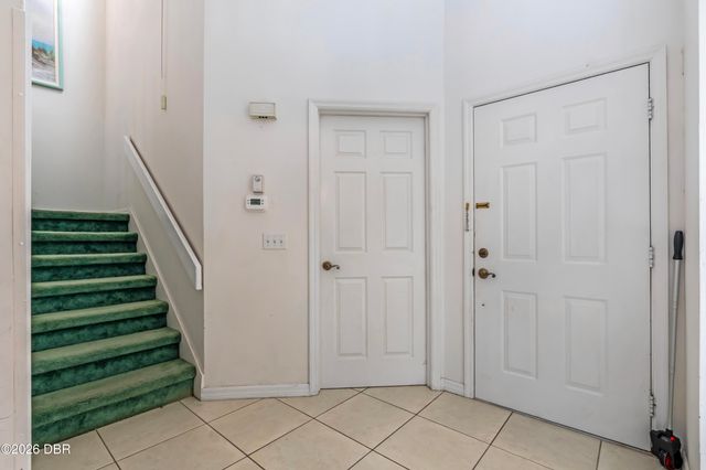 961 S Lakewood Ter Apt C, Port Orange, FL 32127