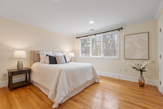 58 Buttrick Ln, Carlisle, MA 01741