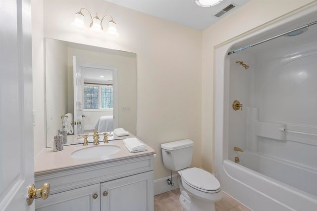 58 Buttrick Ln, Carlisle, MA 01741