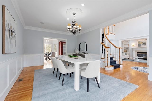 58 Buttrick Ln, Carlisle, MA 01741