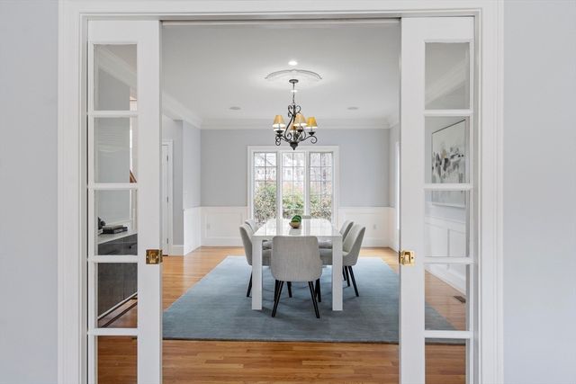 58 Buttrick Ln, Carlisle, MA 01741