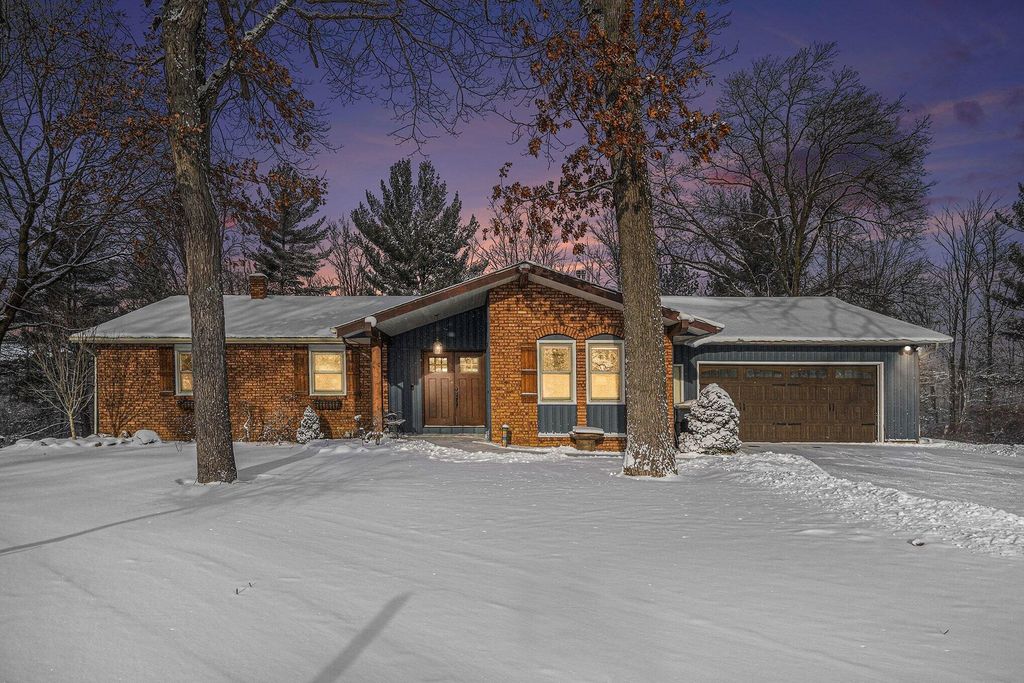 9708 Oakview Drive, Portage City, MI 49024