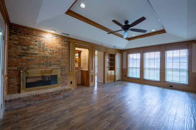 2505 Copper Creek Lane, Carrollton, TX 75006