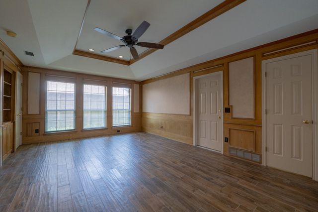 2505 Copper Creek Lane, Carrollton, TX 75006